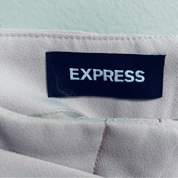 EXPRESS Women's Light Pink Bermuda Extreme High Rise Belted Shorts Size 12 NWT - Picture 6 of 12